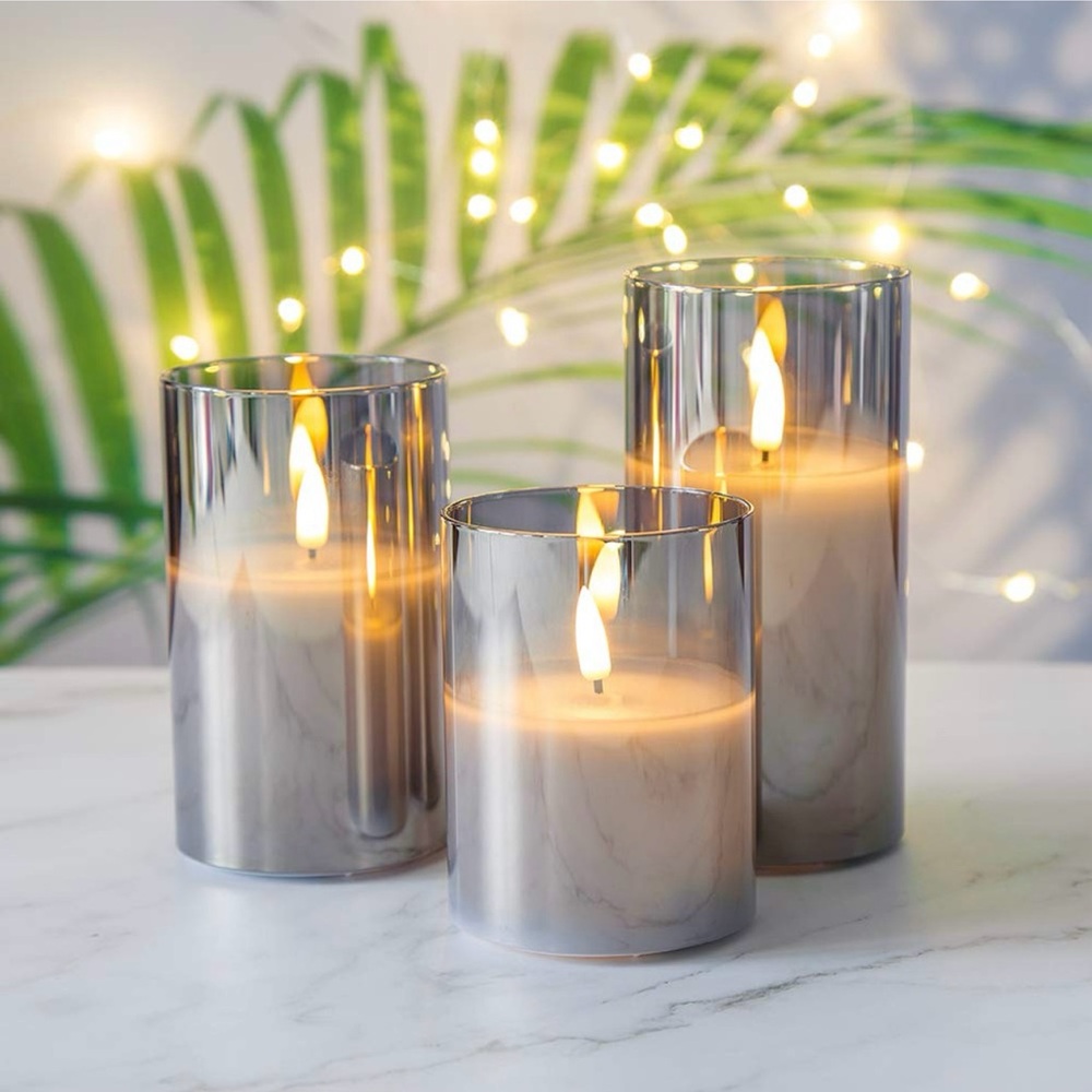 LED Flameless Candle Set - Warm Amber Glow - Picture 4 of 8